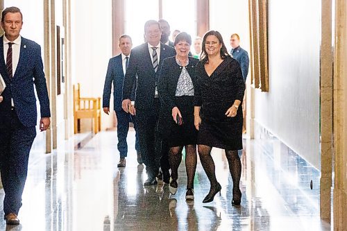 MIKAELA MACKENZIE / WINNIPEG FREE PRESS

Premier Heather Stefanson leads the new cabinet ministers into their swearing-in ceremony at the Manitoba Legislative Building in Winnipeg on Monday, Jan. 30, 2023. For Carol/Danielle story.

Winnipeg Free Press 2023.