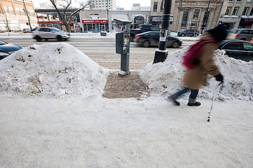 JOHN WOODS / WINNIPEG FREE PRESS
The city has cleared areas along Portage avenue and some other downtown streets so people can gain access to their vehicles and parking meters as seen Monday, January 30, 2023.

Re:?