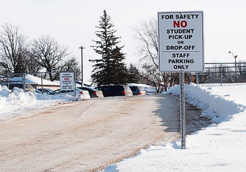 JOHN WOODS / WINNIPEG FREE PRESS
Signage is used to discourage people from using the school parking lot to pick up their students at Westdale School on Betsworth Avenue  Tuesday, January 31, 2023. Student drop-offs and pick-ups can be difficult and dangerous at some schools in the city.

Re: macintosh