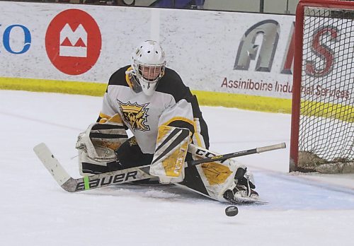 Brandon U17 AAA Wheat Kings goalie Kieran Madill makes one of his 55 saves in a 7-3 victory over the Westman Ice Bandits. (Perry Bergson/The Brandon Sun)