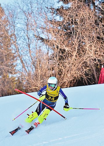 Brandon Sun Senior Westman Ski Club racer Bella Pappas charges the slalom course during a 2019 race in Kenora, Ont. PHOTO: WESTMAN SKI CLUB