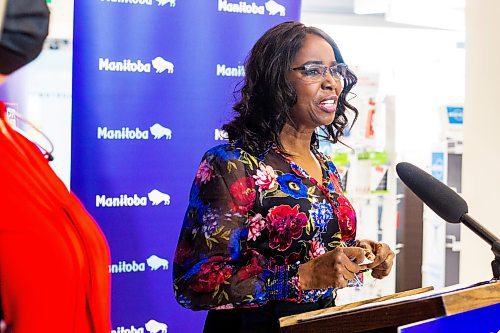 MIKAELA MACKENZIE / WINNIPEG FREE PRESS

Health minister Audrey Gordon makes an announcement about health care administration at Tuxedo Family Medical Centre in Winnipeg on Friday, Feb. 3, 2023. For Katie story.

Winnipeg Free Press 2023.