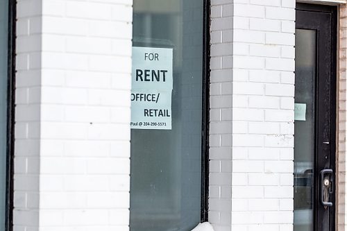 MIKAELA MACKENZIE / WINNIPEG FREE PRESS

A for rent sign on Portage Avenue in Winnipeg on Wednesday, Feb. 8, 2023. For Gabby story.

Winnipeg Free Press 2023.