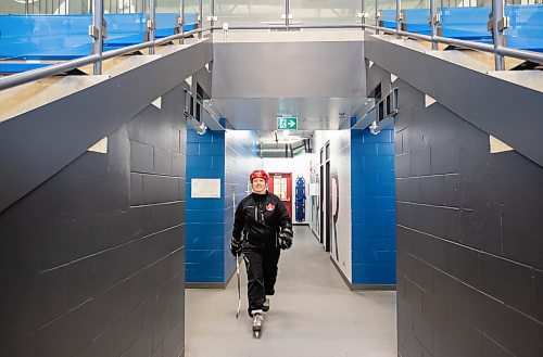 DARCY FINLEY / WINNIPEG FREE PRESS Ashley van Aggelen coach of the Winnipeg Avros Manitoba AAA U18 female hockey league ariives at Seven Oaks Arena- Friday, February 03, 2023.