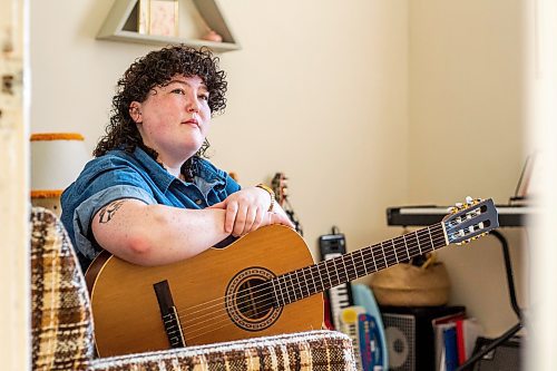 MIKAELA MACKENZIE / WINNIPEG FREE PRESS

Fontine Beavis, who just released her debut EP (Yarrow Lover), poses for a photo in her home in Winnipeg on Thursday, Feb. 9, 2023. For Ben Waldman story.

Winnipeg Free Press 2023.