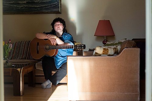 MIKAELA MACKENZIE / WINNIPEG FREE PRESS

Fontine Beavis, who just released her debut EP (Yarrow Lover), poses for a photo in her home in Winnipeg on Thursday, Feb. 9, 2023. For Ben Waldman story.

Winnipeg Free Press 2023.