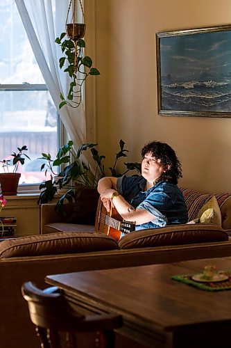 MIKAELA MACKENZIE / WINNIPEG FREE PRESS

Fontine Beavis, who just released her debut EP (Yarrow Lover), poses for a photo in her home in Winnipeg on Thursday, Feb. 9, 2023. For Ben Waldman story.

Winnipeg Free Press 2023.