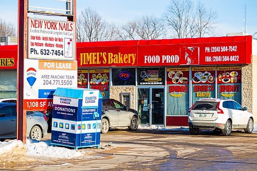 MIKAELA MACKENZIE / WINNIPEG FREE PRESS

A sign advertises space for lease in a strip mall with many small businesses on Sheppard Street just north of Inkster Boulevard in Winnipeg on Monday, Feb. 13, 2023. For Kevin story.

Winnipeg Free Press 2023.