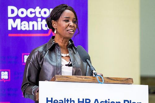 Health Minister Audrey Gordon announced a 20 per cent premium on physicians’ billings for extended hours. (Winnipeg Free Press)