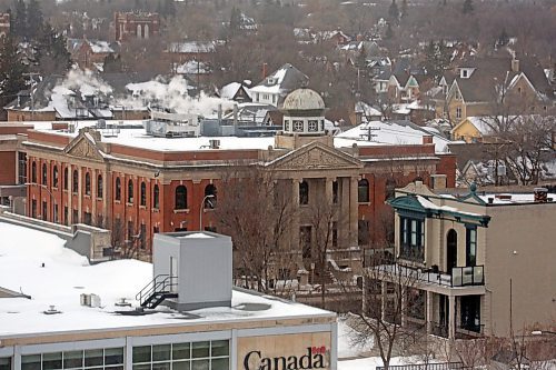 A view of the Brandon Courthouse from the 11th storey of Scotia Towers on Rosser Avenue. (Matt Goerzen/The Brandon Sun)