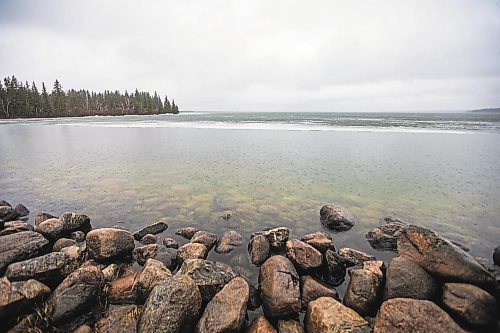 MIKAELA MACKENZIE / WINNIPEG FREE PRESS

Ice on Clear Lake at Wasagaming in Riding Mountain National Park on Thursday, May 19, 2022. For Melissa story
Winnipeg Free Press 2022.