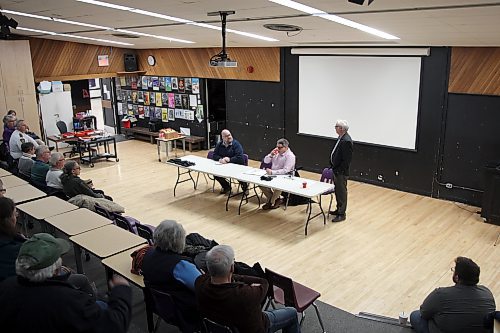 Left to right: Coun. Shaun Cameron (Ward 4), Brandon general manager of operations Patrick Pulak and Coun. Barry Cullen (Ward 3) speak during a joint ward meeting at VIncent Massey High School on Thursday. (Colin Slark/The Brandon Sun)