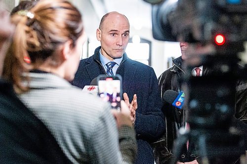 MIKAELA MACKENZIE / WINNIPEG FREE PRESS

Federal minister of health Jean-Yves Duclos speaks to the media after meeting with premier Heather Stefanson and provincial ministers at the Manitoba Legislative Building in Winnipeg on Friday, Feb. 17, 2023.  For Danielle story.

Winnipeg Free Press 2023.