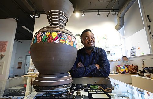 RUTH BONNEVILLE / WINNIPEG FREE PRESS 


ENT - Artist Toluwalope Toludare

Portrait of artist and sculptor, Toluwalope Toludare, with his creation called, Dudu Osun, meaning &quot;Black and Shine&quot; taken at C2 Centre for Craft.


Story: Toluwalope Toludare is a fairly new MCC member. Toluwalope began working in ceramics when he attended a design college in Nigeria, but he originally came from a science background (he was enrolled in a science high school). After design school, he completed a cross-disciplinary Phd with a concentration in Bio-Ceramics, marrying his interests in science and pottery through research of medical applications of ceramics. Ceramics are bio inert (your body doesn&#x574; reject them) and bio active (your body can integrate with the material and build on top of it). This interest led him to researching and developing dental porcelain powder. He has been published in several scientific journals for his research in Bio-Ceramics while working in Nigeria. For Toluwalope, being a potter isn&#x574; just about making pots: it&#x573; about being self-sufficient as a potter. With his chemistry and science background in combination with his years of experience, Toluwalope can make his own clay, his own glazes, his own kiln. The depth of understanding of his materials gives him a high level of control over his work.


AV Kitching (she/her)

Arts &amp; Life writer

Feb 15th,  2023
