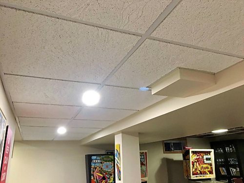 Marc LaBossiere / Winnipeg Free Press files 
The main benefit of the drop ceiling is the ease of access behind it, after completion. 