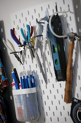 JOHN WOODS / WINNIPEG FREE PRESS
Madison Danu&#x161;ka, owner of Tugging at Your Hear Strings, a home-based venture specializing in string art is photographed in her home studio Winnipeg, Tuesday, February 21, 2023.

Reporter: Sanderson