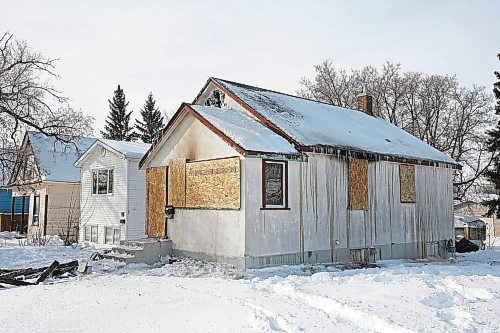 23022023
A fire at a home in the 100 block of Frederick Street in Brandon&#x2019;s east end claimed the life of an individual in the home on Tuesday. 
(Tim Smith/The Brandon Sun)