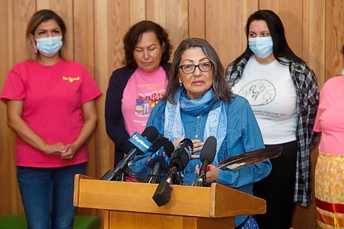 MIKE DEAL / WINNIPEG FREE PRESS
Grandmother Denima Morrisseau, speaks during a media conference at the Ma Mawi Wi Chi Itata Centre, 445 King Street, hosted by NDP critic for Women and Gender Equality, Leah Gazan (Winnipeg Centre), urged the Liberal government to create a Red Dress Alert program to urgently notify the public when Indigenous women, girls and two-spirit person goes missing.
230222 - Wednesday, February 22, 2023.