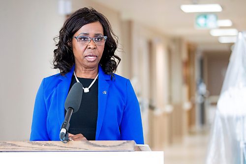 MIKAELA MACKENZIE / WINNIPEG FREE PRESS

Health minister Audrey Gordon speaks to the media at the Grace Hospital in Winnipeg on Friday, Feb. 17, 2023.  For Carol story.

Winnipeg Free Press 2023.