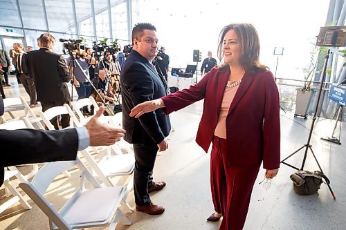 MIKE DEAL / WINNIPEG FREE PRESS
Premier Heather Stefanson greets guests before making an announcement at a media event in The Leaf at Assiniboine Park Friday morning, that the Manitoba government will be increasing the municipal operating basket funding by 28 per cent which will provide an additional $47 million in the 2023 municipal fiscal year.
230224 - Friday, February 24, 2023.