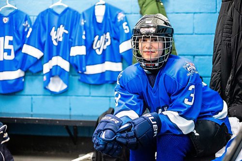 MIKAELA MACKENZIE / WINNIPEG FREE PRESS

Rahaf Abdul Karim, 13, poses for a photo after her hockey game at the Allard Arena in Winnipeg on Wednesday, March 1, 2023. She arrived in Winnipeg as a Syrian refugee together with her parents around five years ago. For AV Kitching story.

Winnipeg Free Press 2023.