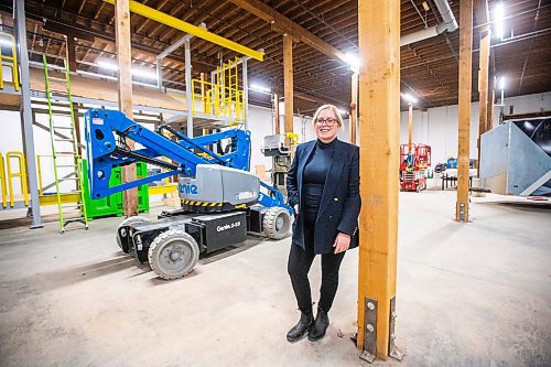 MIKAELA MACKENZIE / WINNIPEG FREE PRESS

Tanya Palson, the Manitoba Building Trades&#x560;first female executive director, poses for a photo in the safety training hall at the institute in Winnipeg on Tuesday, March 7, 2023. For Gabby story.

Winnipeg Free Press 2023.