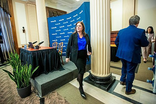 MIKAELA MACKENZIE / WINNIPEG FREE PRESS

Premier Heather Stefanson and finance minister Cliff Cullen leave after announcing the budget to media at the Manitoba Legislative Building in Winnipeg on Tuesday, March 7, 2023. For &#x460;story.

Winnipeg Free Press 2023.