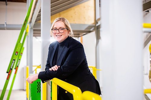 MIKAELA MACKENZIE / WINNIPEG FREE PRESS

Tanya Palson, the Manitoba Building Trades&#x560;first female executive director, poses for a photo in the safety training hall at the institute in Winnipeg on Tuesday, March 7, 2023. For Gabby story.

Winnipeg Free Press 2023.