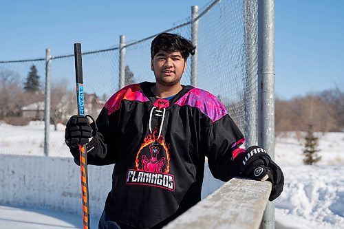 DAVID LIPNOWSKI / WINNIPEG FREE PRESS
Rudra Panchal, 18, had never heard of ice hockey until he arrived in Winnipeg. Born in India, his first encounter with the sport was as a seventh grader when a teacher encouraged him to give it a go.