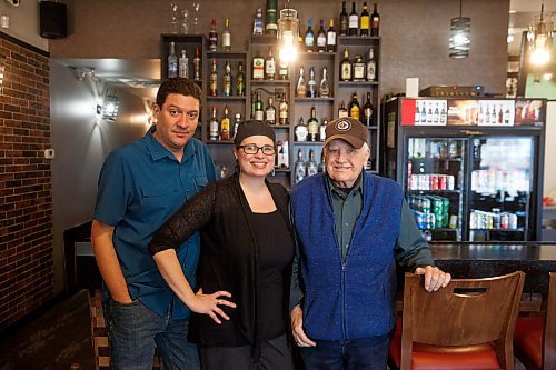 MIKE DEAL / WINNIPEG FREE PRESS
Original Royal Pizza, 6-1500 Dakota St.
Dina and her husband Christian Davis with Dina's father, Tom Iliopoulos, who started Original Royal Pizza in 1975, on St. Anne's Road, just south of Bishop Grandin. 
230309 - Thursday, March 09, 2023.