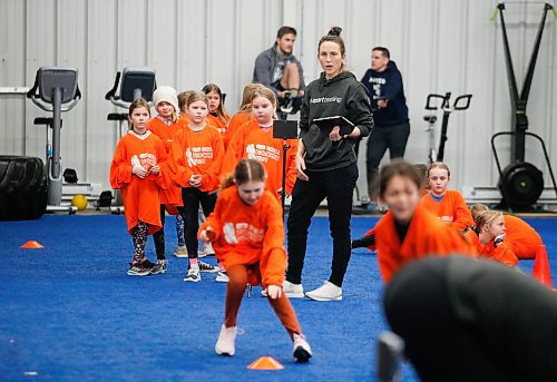 JOHN WOODS / WINNIPEG FREE PRESS
Young players are encouraged during speed testa at Girls Hockeyfest at Hockey For All Centre Sunday, March 12, 2023. 

Re: ?