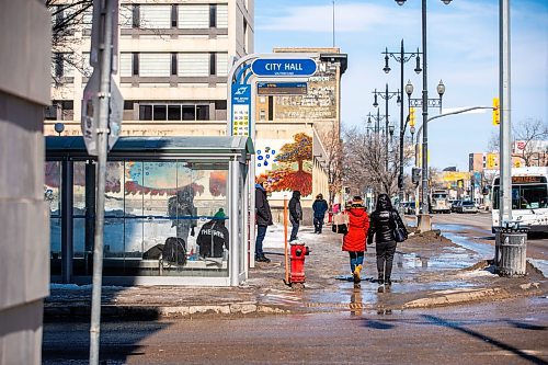 MIKAELA MACKENZIE / WINNIPEG FREE PRESS

City Hall bus shelter at Main Street and William Avenue, where a woman recently overdosed and was given naloxone by training officers and cadets, in Winnipeg on Tuesday, March 14, 2023. For Chris story.

Winnipeg Free Press 2023.