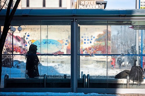 MIKAELA MACKENZIE / WINNIPEG FREE PRESS

City Hall bus shelter at Main Street and William Avenue, where a woman recently overdosed and was given naloxone by training officers and cadets, in Winnipeg on Tuesday, March 14, 2023. For Chris story.

Winnipeg Free Press 2023.