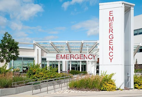 ETHAN CAIRNS / WINNIPEG FREE PRESS
The Grace Hospital emergency entrance at 300 booth Dr in Winnipeg on Monday, August 29, 2022.