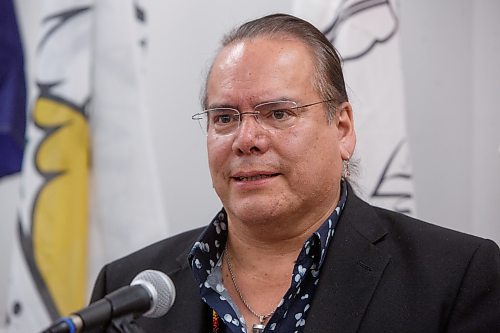 MIKE DEAL / WINNIPEG FREE PRESS
MKO Grand Chief Garrison Settee speaks about the crisis in the Island Lake&#xa0;First Nations over mental health, suicides, and drug abuse.
The Chiefs of the four Island Lake&#xa0;First Nations (Anishininew Okimawin), Chief Samuel Knott (Red Sucker Lake First Nation), Chief Walter Harper (Wasagamack First Nation), Chief Charles Knott (Garden Hill First Nation), Chief Elvin Flett (St. Theresa Point First Nation), along with their Grand Chief Scott Harper, AMC Grand Chief Cathy Merrick, AFN Regional Chief Cindy Woodhouse, MKO Grand Chief Garrison Settee, and NDP Critic for Indigenous Affairs Ian Bushie gathered at the Anishininew Okimawin&#x2019;s Office on Broadway Wednesday morning to raise awareness that they are facing a pandemic within the Anishininew Nation related to mental health, suicides, and drug abuse.
See Maggie Macintosh story
221102 - Wednesday, November 02, 2022.