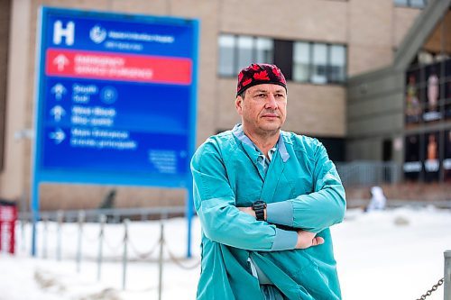 MIKAELA MACKENZIE / WINNIPEG FREE PRESS

Bill Gibb, a perfusionist with 30 years' experience, poses for a photo at St. Boniface Hospital in Winnipeg on Thursday, March 16, 2023.  A shortage of perfusionists in Manitoba is causing their services to be pulled out of HSC and concentrated only at St. Boniface Hospital. For Katie May story.

Winnipeg Free Press 2023.