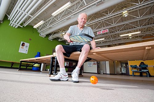 Mike Sudoma/Winnipeg Free Press
Brian Mackenzie in between pickle ball matches at the Winakwa Community Club Friday morning
March 17, 2023 