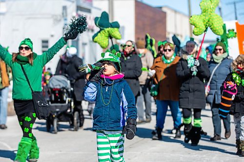 MIKAELA MACKENZIE / WINNIPEG FREE PRESS

Scarlett Hoehn (nine) blows a noisemaker while taking part in the St. Patrickճ Day parade on Erin Street in Winnipeg on Saturday, March 18, 2023. Standup.

Winnipeg Free Press 2023.