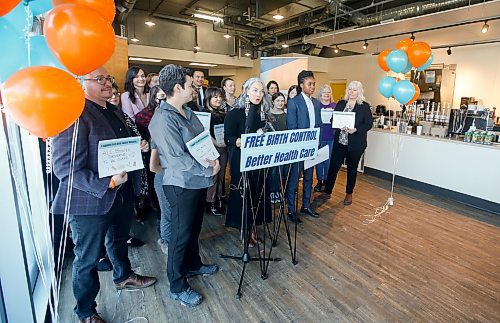 JOHN WOODS / WINNIPEG FREE PRESS
NDP MLAs Uzoma Asagwara and Nahanni Fontaine announce Sunday, March 19, 2023 in a cafe that if the NDP are voted in during the October elections there will be free birth control for all. 

Re: kitching