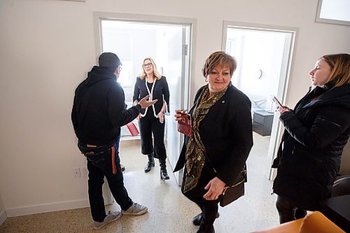 MIKE DEAL / WINNIPEG FREE PRESS
Fre Maachi team leader for rapid services, Malcolm Cook (left), Manitoba Families Minister Rochelle Squires (second from left) and Winnipeg City Councillor, Janice Lukes (centre) during a tour of the facility.
The Manitoba M&#xe9;tis Federation (MMF), the National Government of the Red River M&#xe9;tis announce the opening of Fre Maachi &quot;New Beginnings&quot; at 670 Main Street, a 20-unit transitional Housing First program to assist in the fight to ending homelessness in Winnipeg. 
230320 - Monday, March 20, 2023.