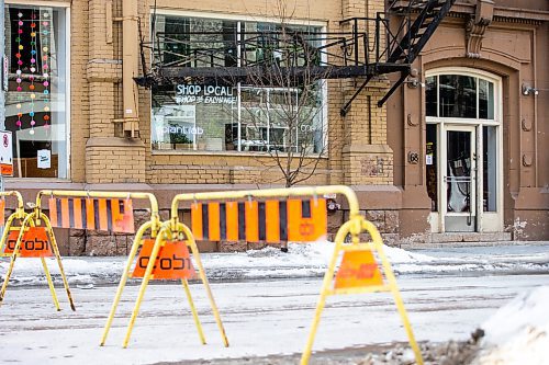 MIKAELA MACKENZIE / WINNIPEG FREE PRESS

Albert Street, blocked off for construction, in front of Plant Lab Botanical Design in Winnipeg on Monday, March 20, 2023. For Chris story.

Winnipeg Free Press 2023.