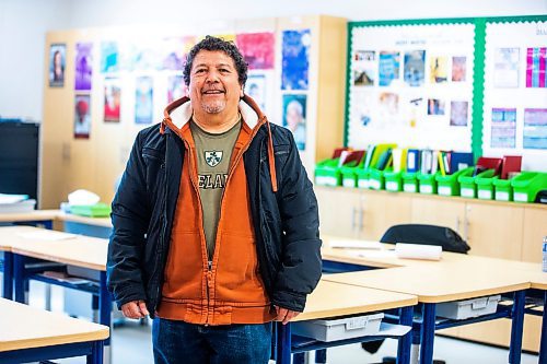 MIKAELA MACKENZIE / WINNIPEG FREE PRESS

High school social studies teacher Jos Guerra poses for a photo in his classroom at Bloodvein River School on Bloodvein First Nation on Thursday, March 9, 2023. For Maggie Macintosh story.

Winnipeg Free Press 2023.