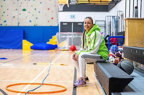 MIKAELA MACKENZIE / WINNIPEG FREE PRESS


Christina Munroe, PE and land based teacher, poses for a photo in the gym at Bloodvein River School on Bloodvein First Nation on Thursday, March 9, 2023. For Maggie Macintosh story.

Winnipeg Free Press 2023.