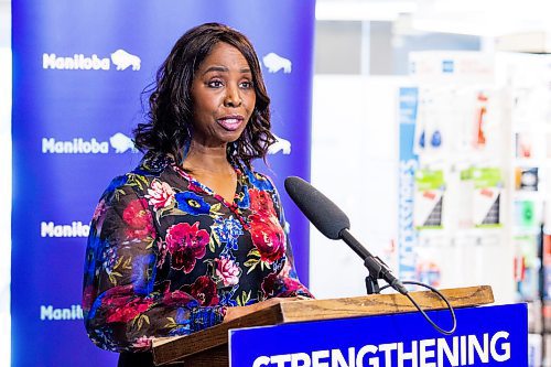 MIKAELA MACKENZIE / WINNIPEG FREE PRESS

Health minister Audrey Gordon makes an announcement about health care administration at Tuxedo Family Medical Centre in Winnipeg on Friday, Feb. 3, 2023. For Katie story.

Winnipeg Free Press 2023.