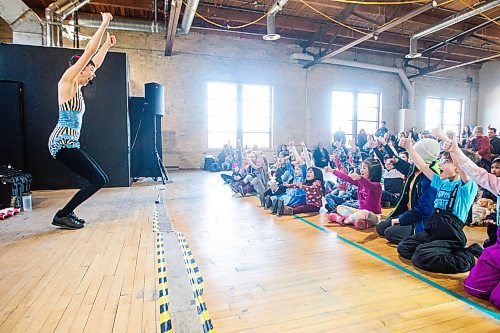 MIKAELA MACKENZIE / WINNIPEG FREE PRESS

Performer Sarah Teakle performs at the Festival of Fools at The Forks in Winnipeg on Monday, March 27, 2023. Standup.

Winnipeg Free Press 2023.