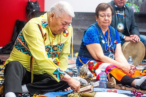 MIKAELA MACKENZIE / WINNIPEG FREE PRESS

Pipe carriers L. Floyd (left) and Faylene Sutherland light smudge bowls before doing a pipe ceremony for the new SCO Traditional Healers Program launch in Winnipeg on Monday, March 27, 2023. Standup.

Winnipeg Free Press 2023.