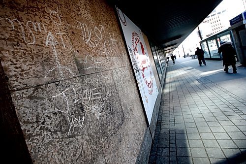 JOHN WOODS / WINNIPEG FREE PRESS
Graffiti tags on the former Hudson Bay building at Memorial and Portage in Winnipeg Tuesday, March 28, 2023. Southern Chiefs Organization, who was gifted the building, says they running behind schedule and are working on their development plans.

Re: sanders