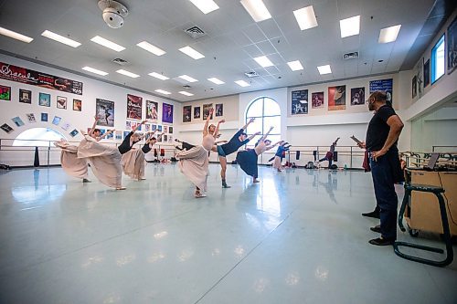 MIKAELA MACKENZIE / WINNIPEG FREE PRESS

Ballet master Jaime Vargas (left) and choreographer Meredith Rainey watch as dancers rehearse a piece for Fast Forward, a mixed-repetoire studio show, at the Royal Winnipeg Ballet in Winnipeg on Wednesday, March 22, 2023. 
For Jen story.

Winnipeg Free Press 2023.