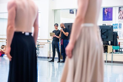 MIKAELA MACKENZIE / WINNIPEG FREE PRESS

Ballet master Jaime Vargas (left) and choreographer Meredith Rainey watch as dancers rehearse a piece for Fast Forward, a mixed-repetoire studio show, at the Royal Winnipeg Ballet in Winnipeg on Wednesday, March 22, 2023. 
For Jen story.

Winnipeg Free Press 2023.