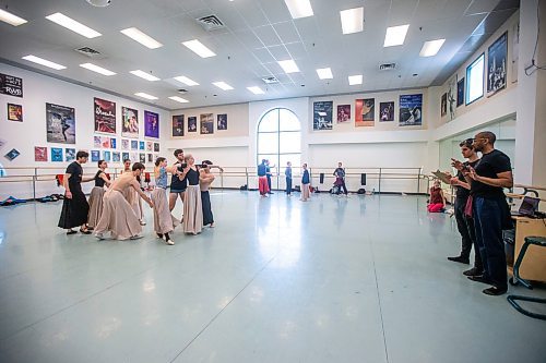 MIKAELA MACKENZIE / WINNIPEG FREE PRESS

Ballet master Jaime Vargas (left) and choreographer Meredith Rainey watch as dancers rehearse a piece for Fast Forward, a mixed-repetoire studio show, at the Royal Winnipeg Ballet in Winnipeg on Wednesday, March 22, 2023. 
For Jen story.

Winnipeg Free Press 2023.